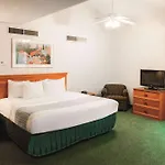 La Quinta Inn By Wyndham Indianapolis Airport Lynhurst
