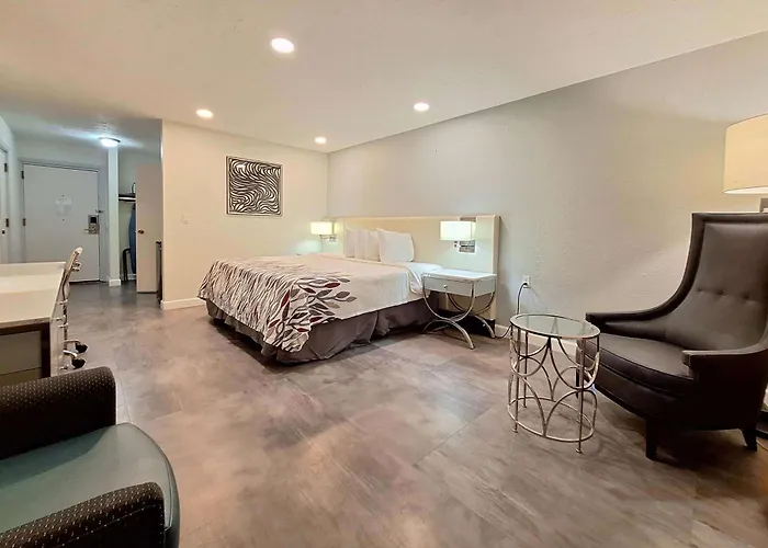 Travelodge By Wyndham Indianapolis Speedway