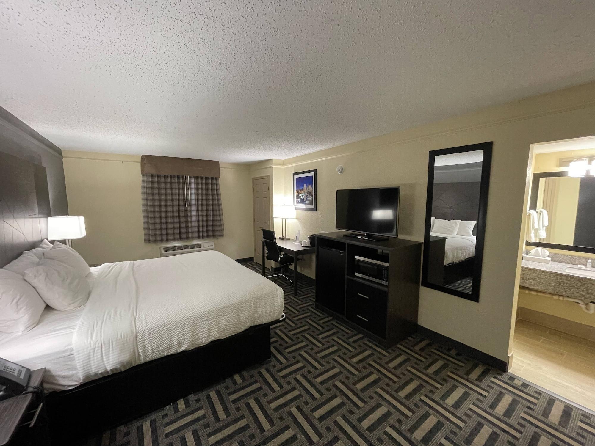 La Quinta By Wyndham Airport Lynhurst