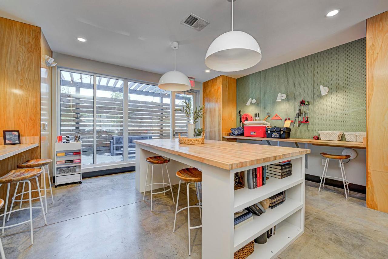 Chic Modern Studio By Gia * Indianapolis