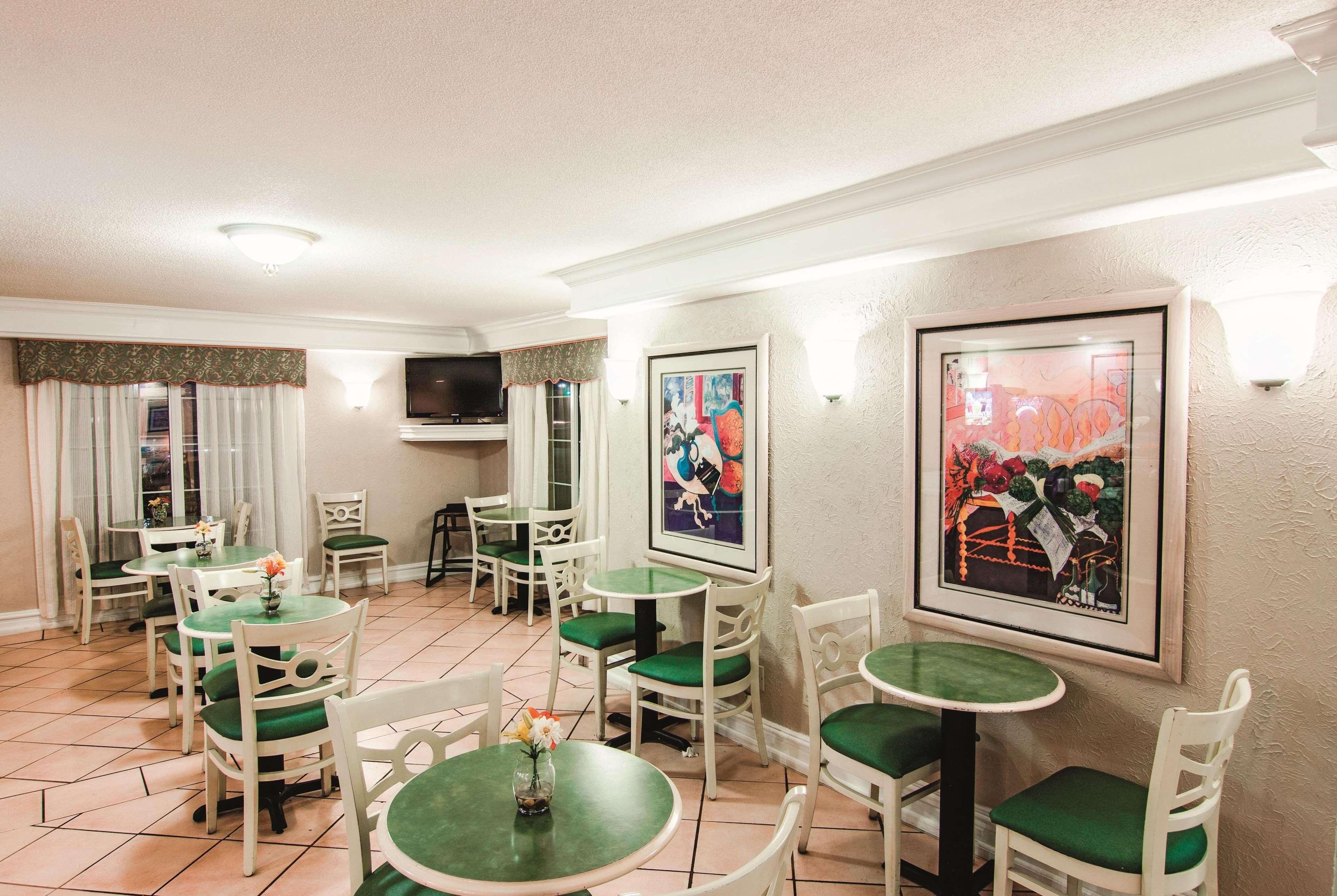La Quinta By Wyndham Airport Lynhurst