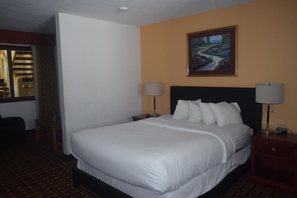 Hotel Travelodge By Wyndham Speedway Indianapolis