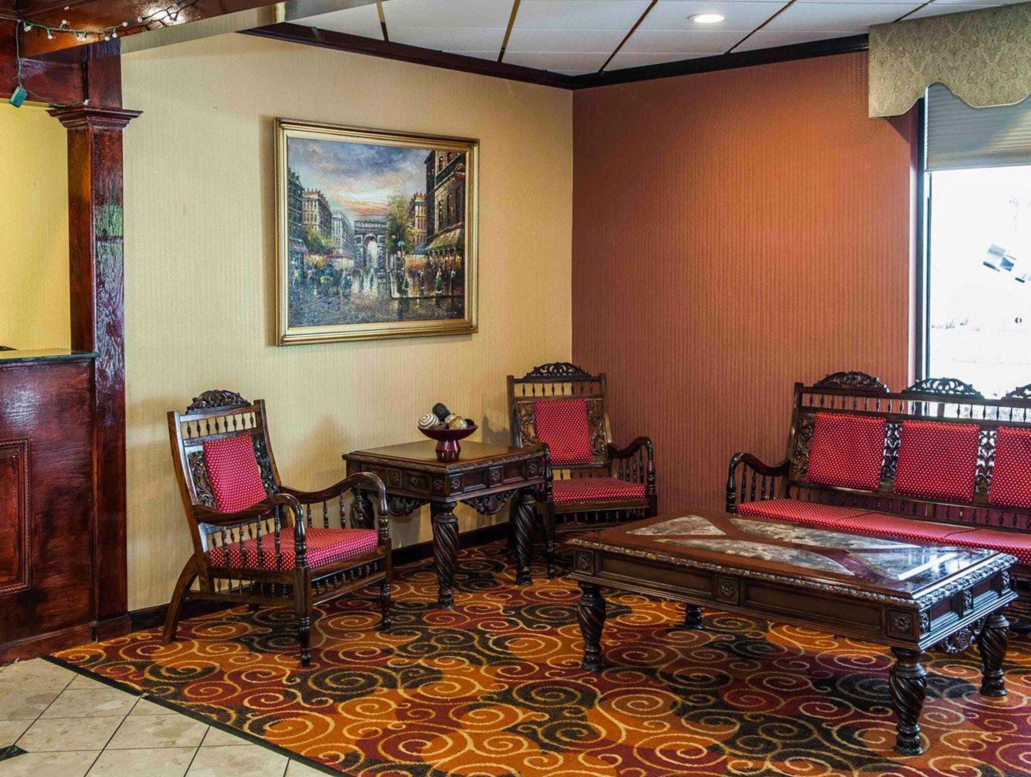 Travelodge By Wyndham Speedway Hotel Indianapolis