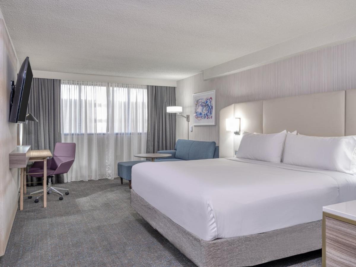 Crowne Plaza Indianapolis-airport By Ihg Hotel 4*