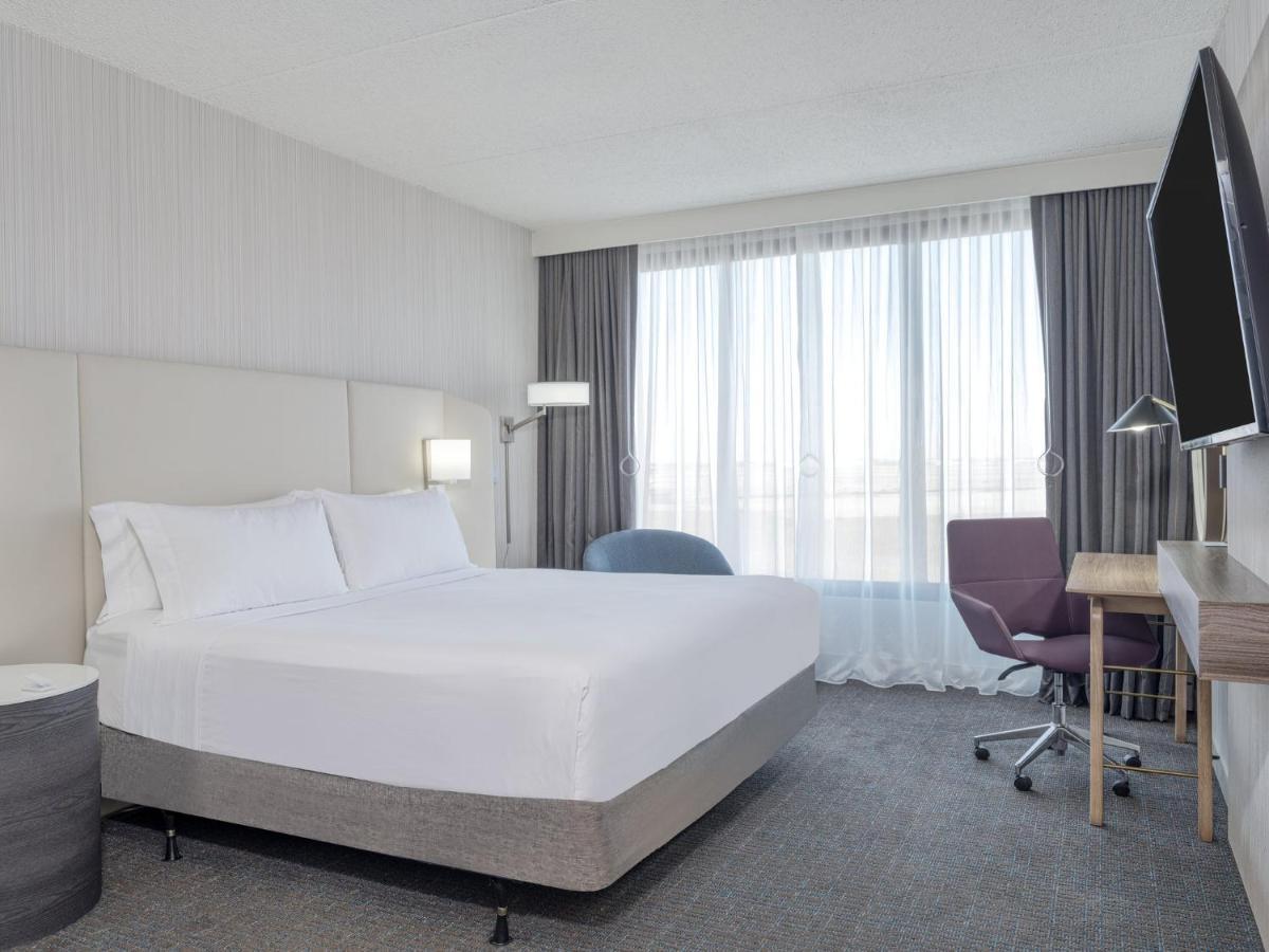 Crowne Plaza Indianapolis-airport By Ihg Hotel 4*
