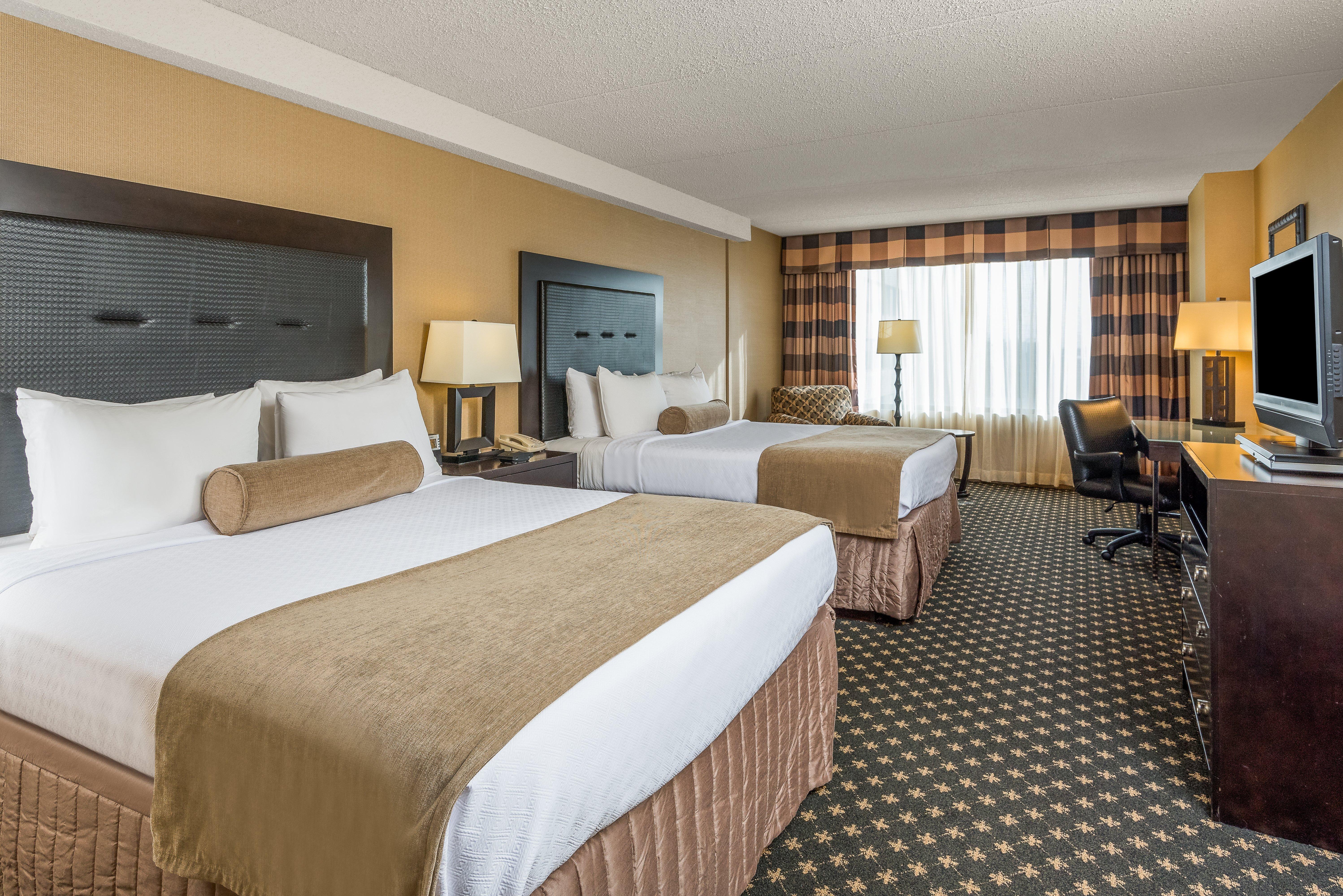 Hotel Crowne Plaza Indianapolis-airport By Ihg Indianapolis