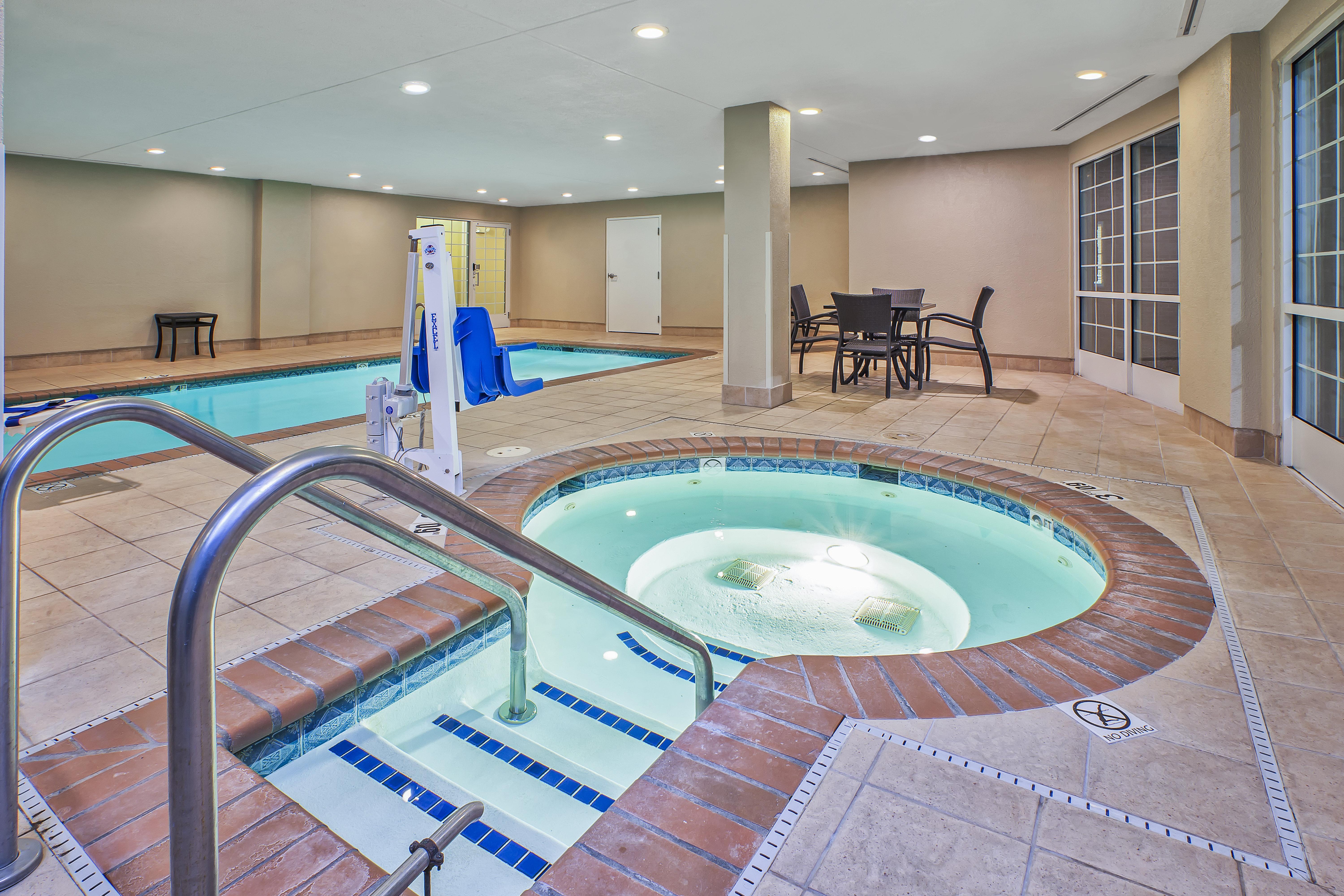 Hotel Candlewood Northeast By Ihg 2*