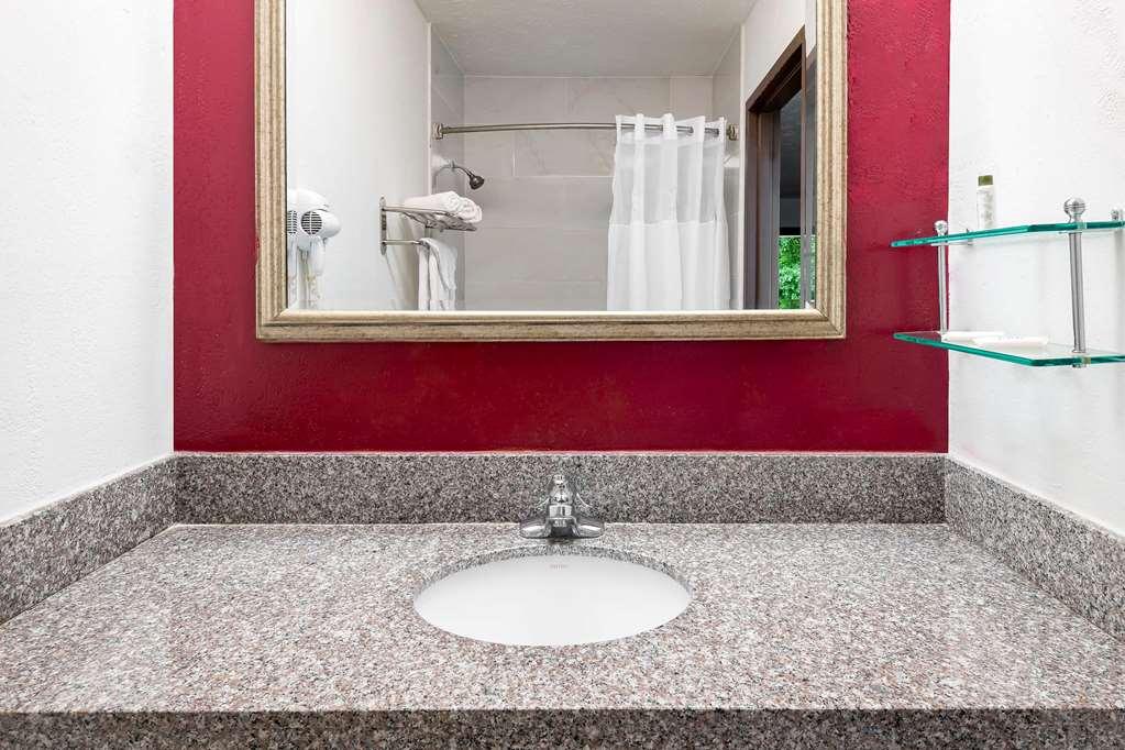 Hotel Travelodge By Wyndham Speedway Indianapolis