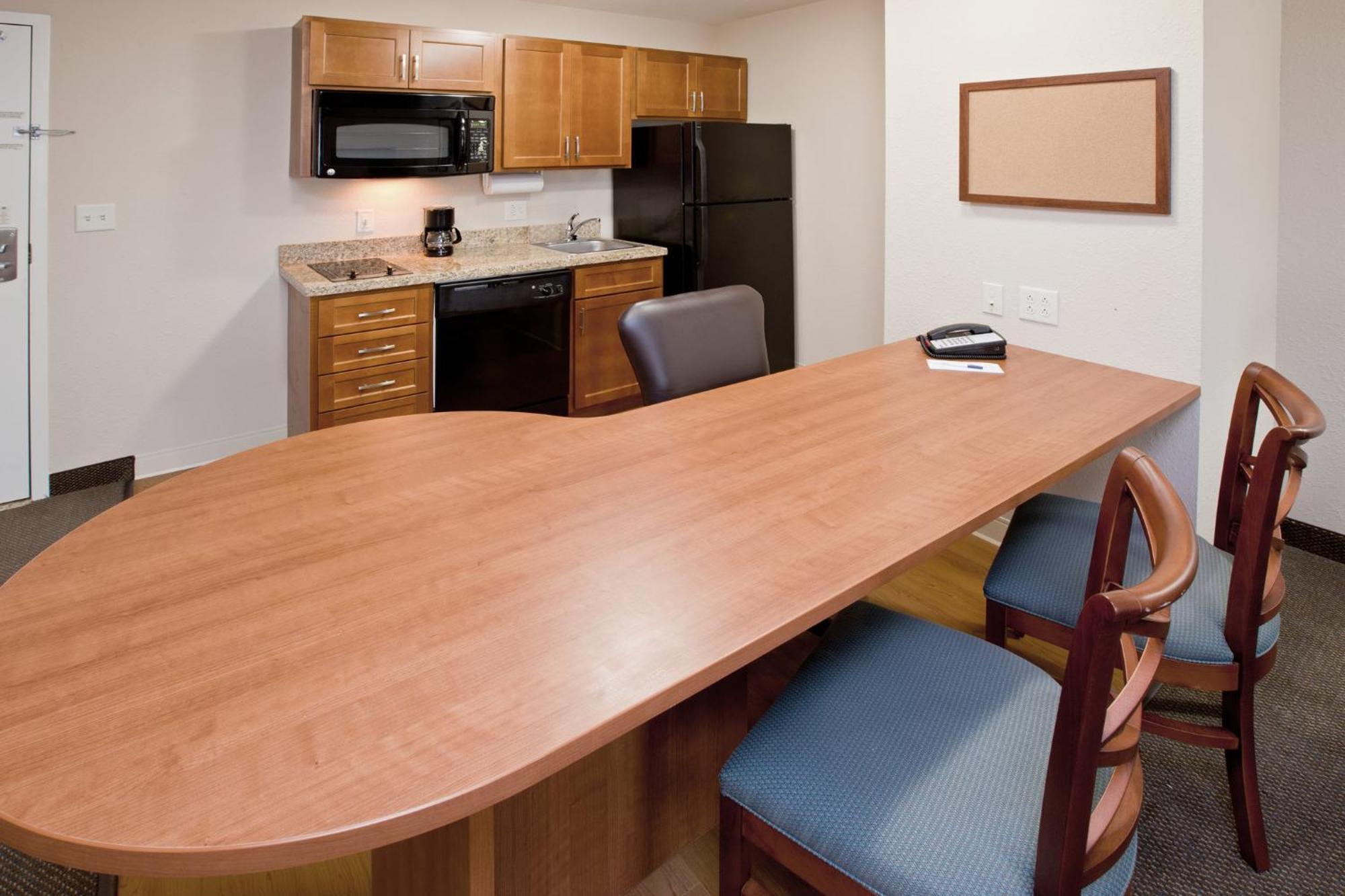 Candlewood East By Ihg Hotel 3*