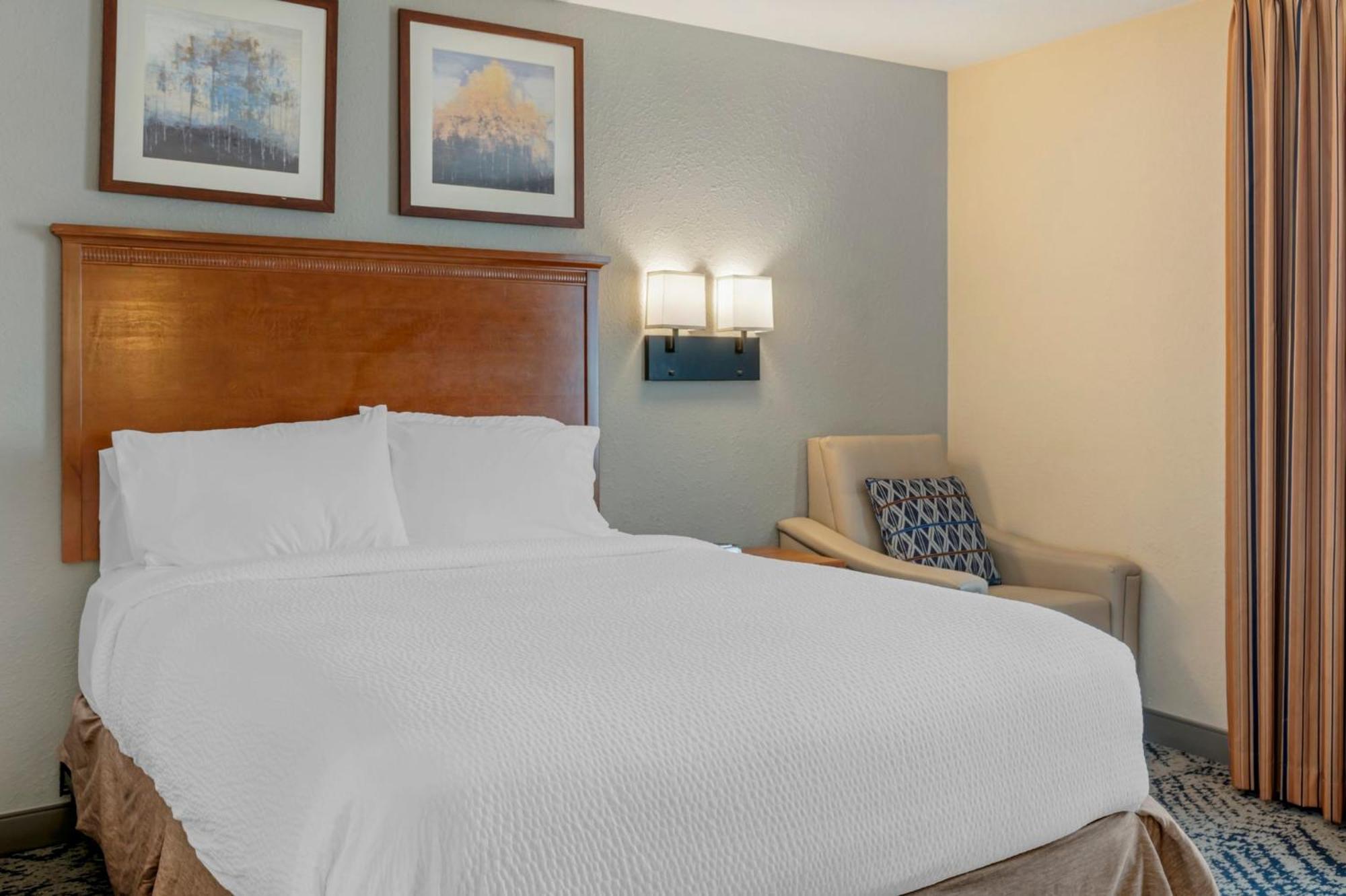 Hotel Candlewood East By Ihg