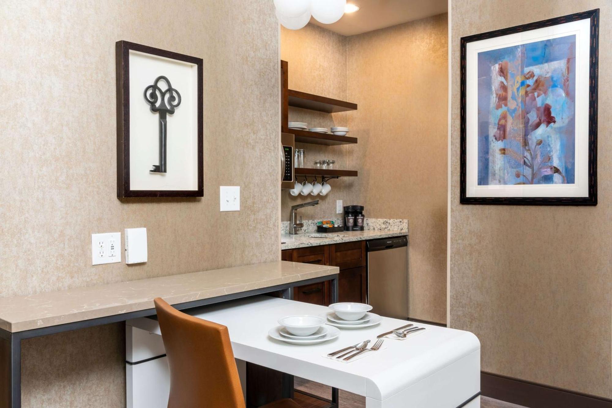 Homewood By Hilton Downtown 3*
