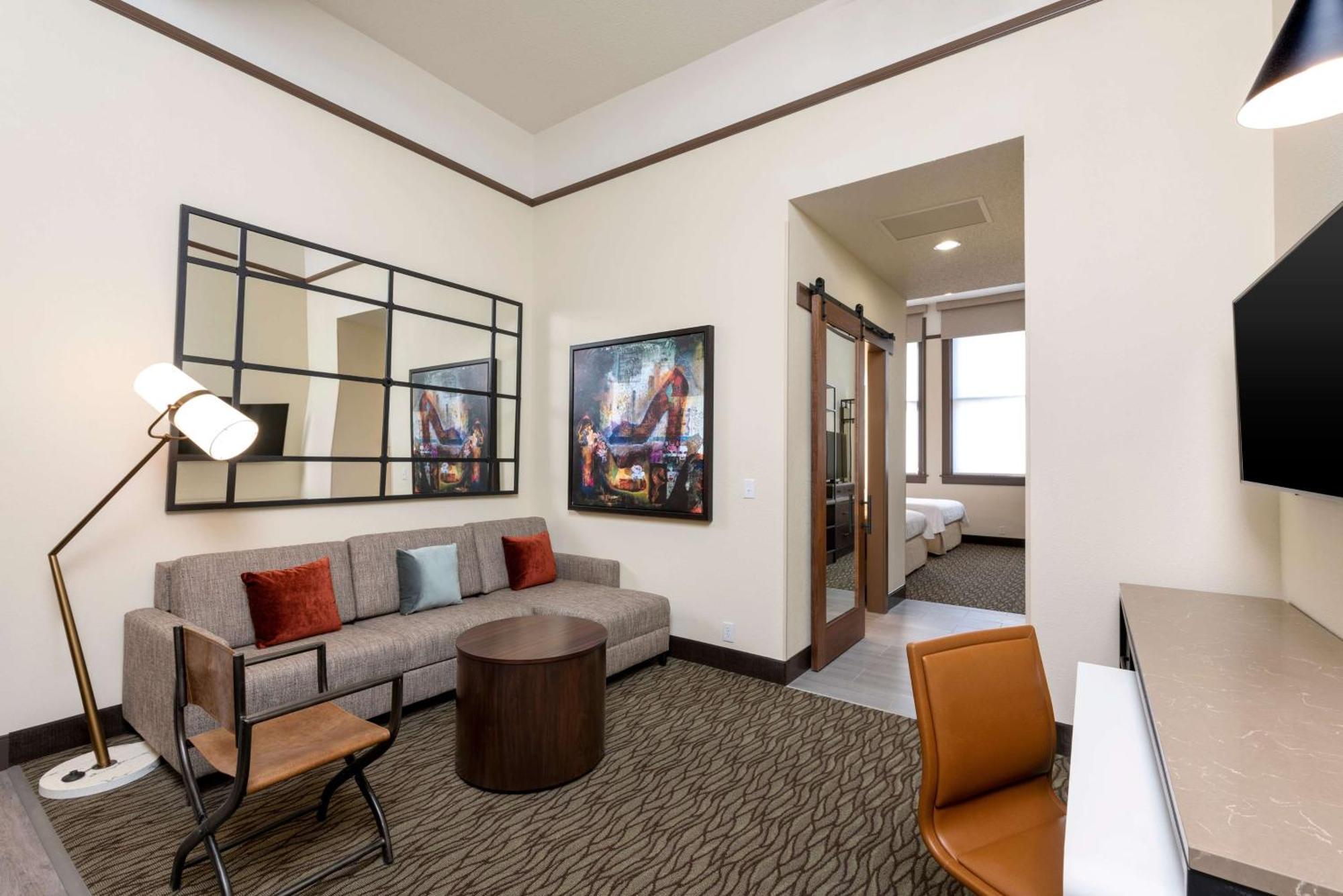 Hotel Homewood By Hilton Downtown 3*