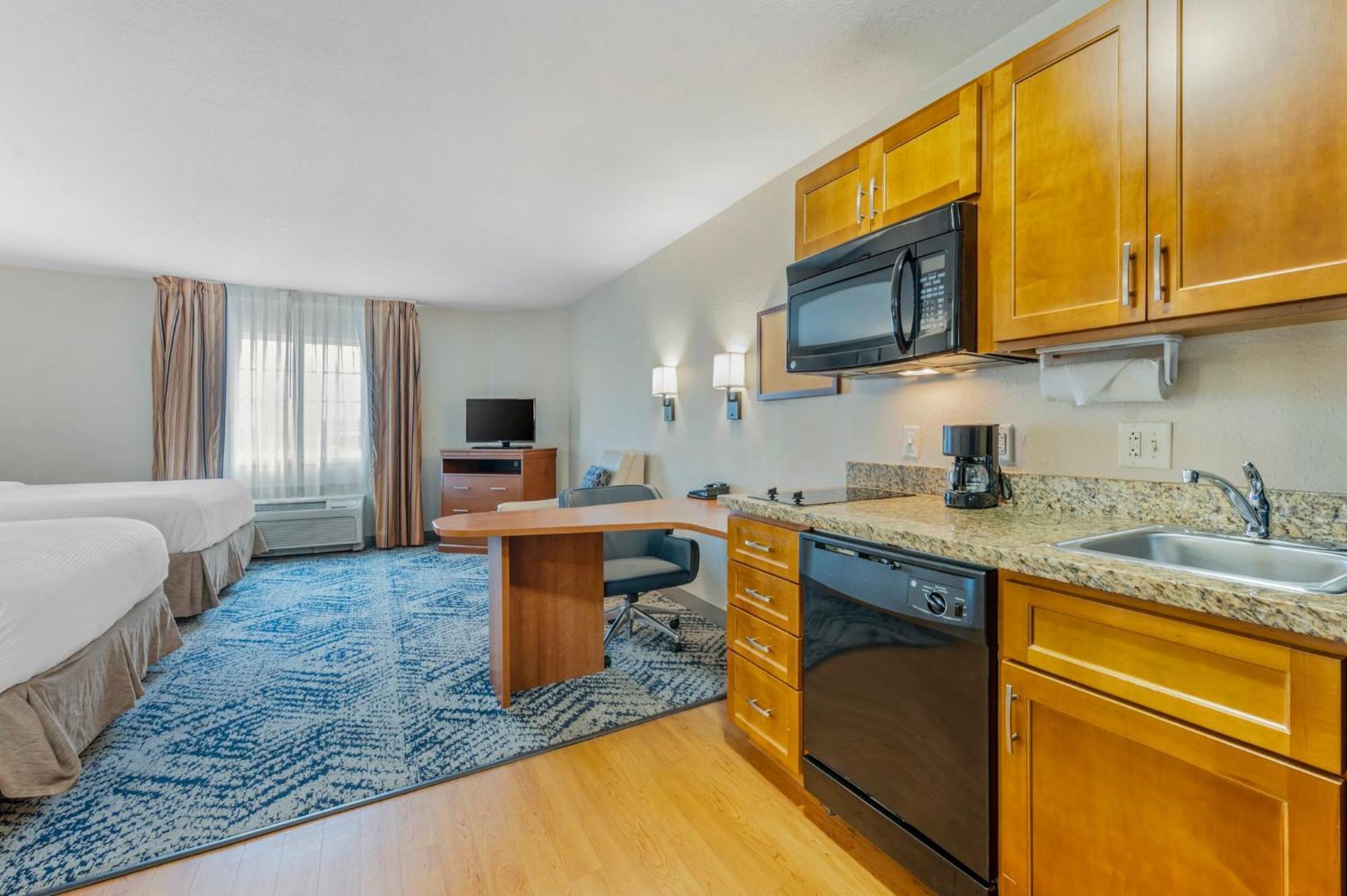Candlewood East By Ihg Hotel Indianapolis