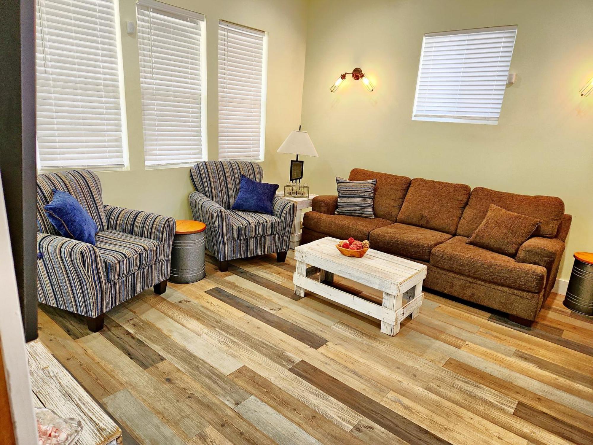 Villa Orange Delite Indianapolis