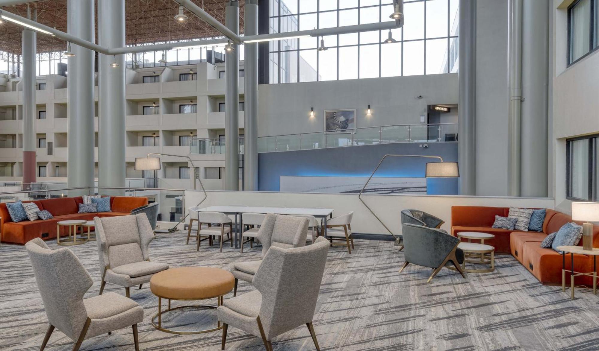 Crowne Plaza Indianapolis-airport By Ihg Hotel 4*