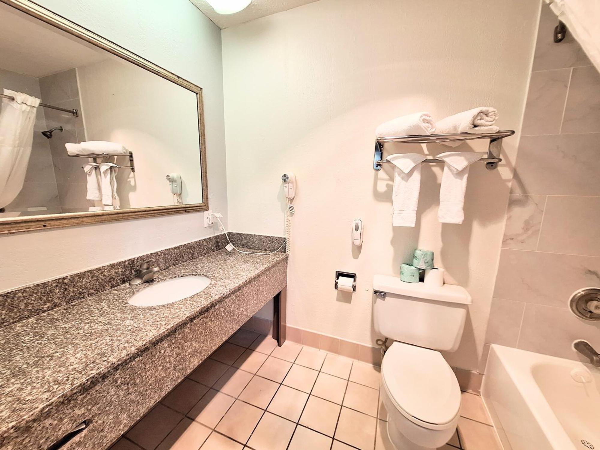 Hotel Travelodge By Wyndham Speedway 3*