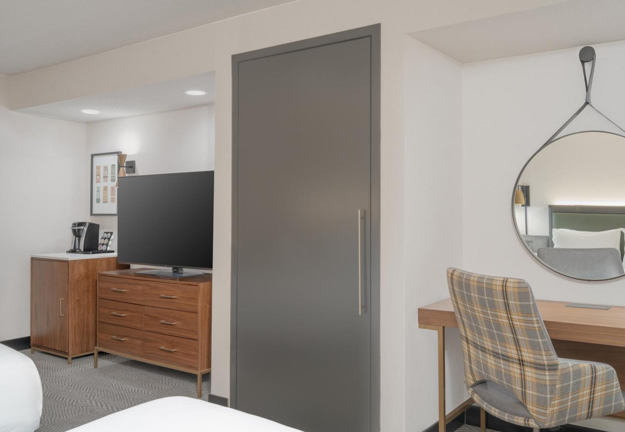 Crowne Plaza Indianapolis-dwtn-union Stn By Ihg Indianapolis
