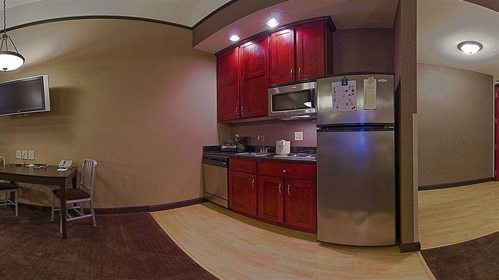 Hotel Homewood By Hilton Downtown 3*