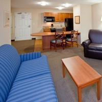 Candlewood East By Ihg Hotel