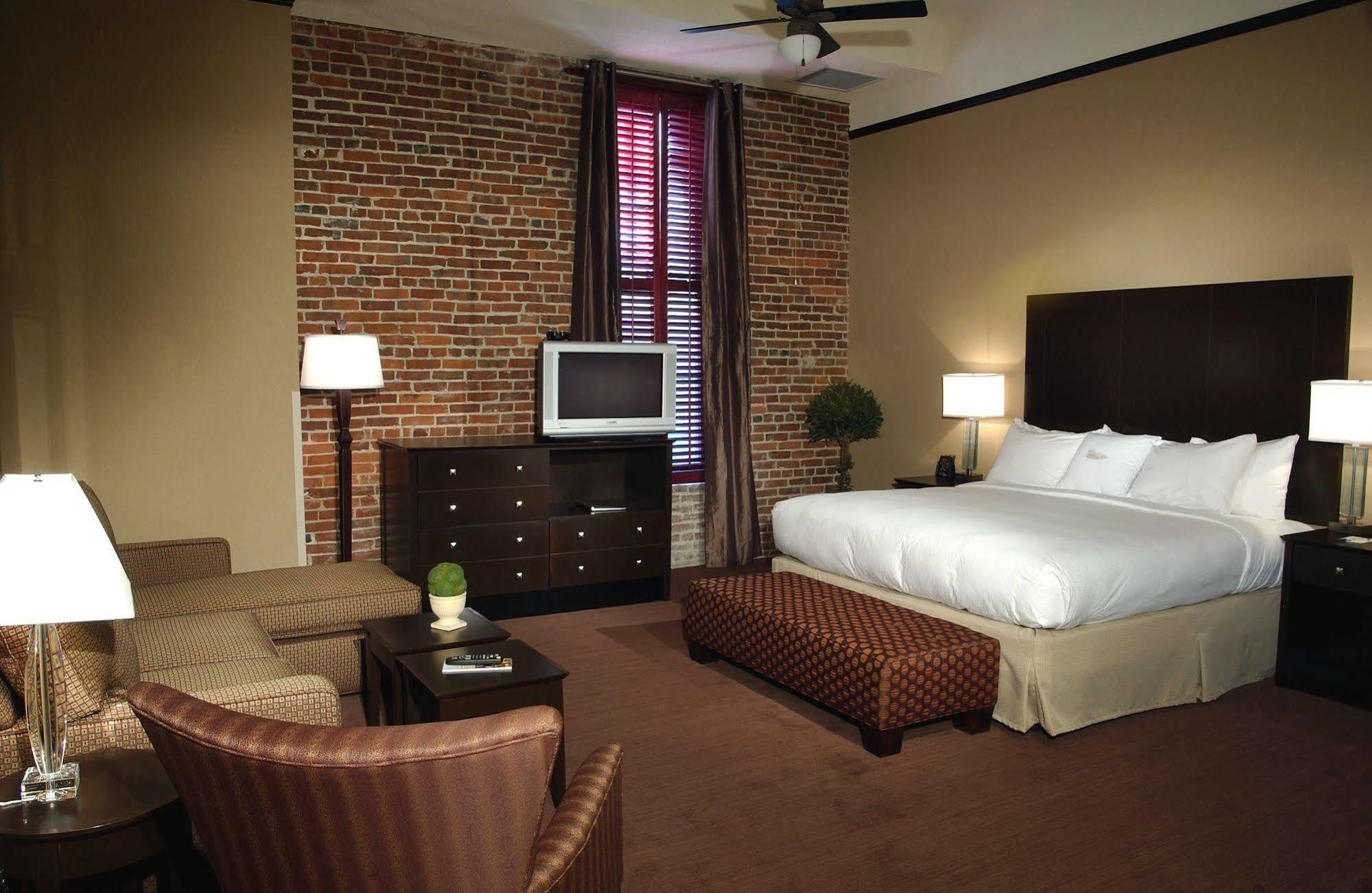 Homewood By Hilton Downtown Hotel