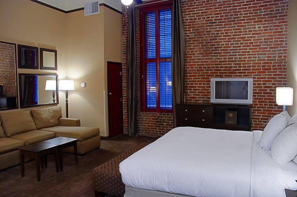Homewood By Hilton Downtown Indianapolis