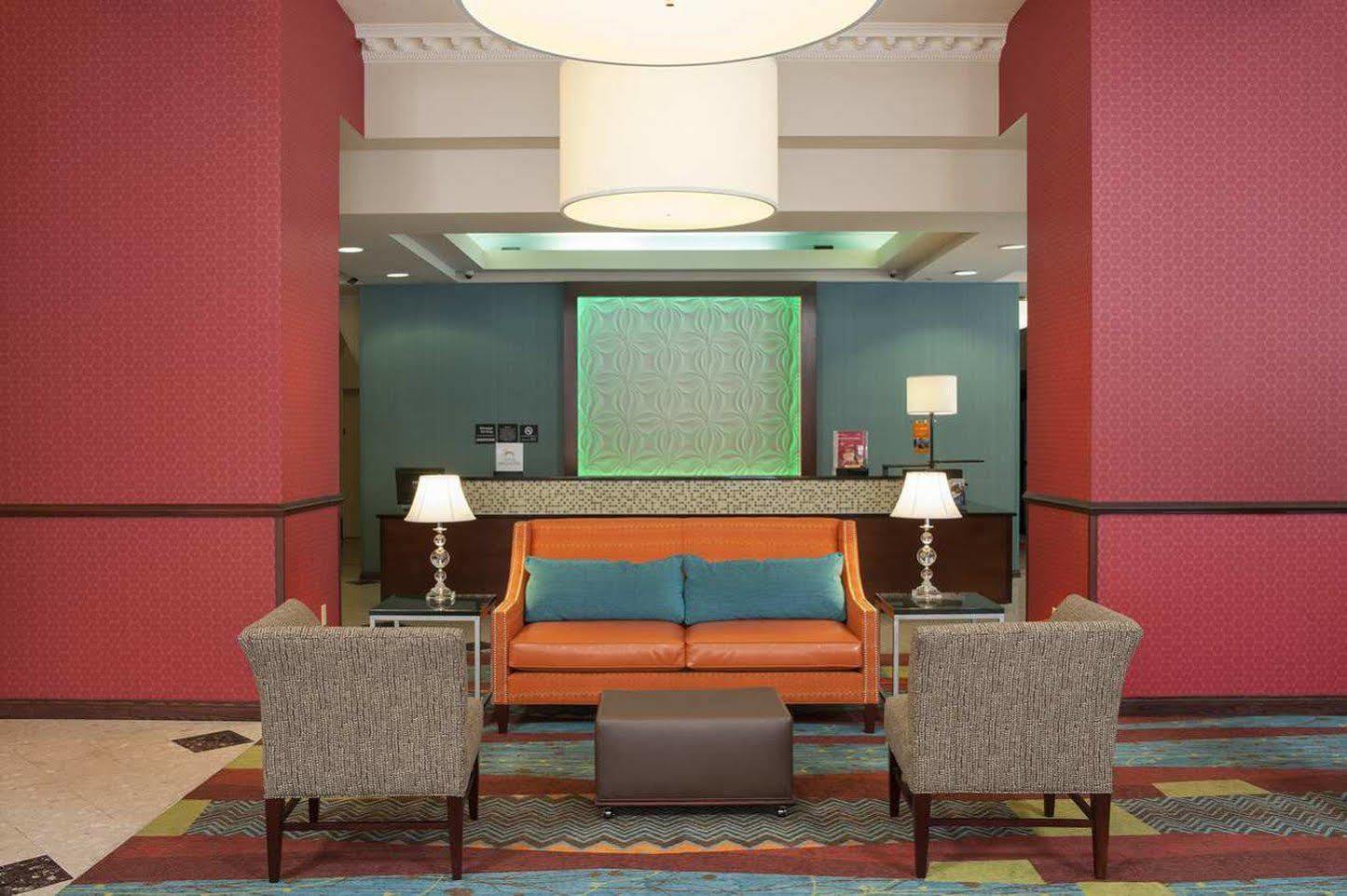 Hotel Marriott East 3*
