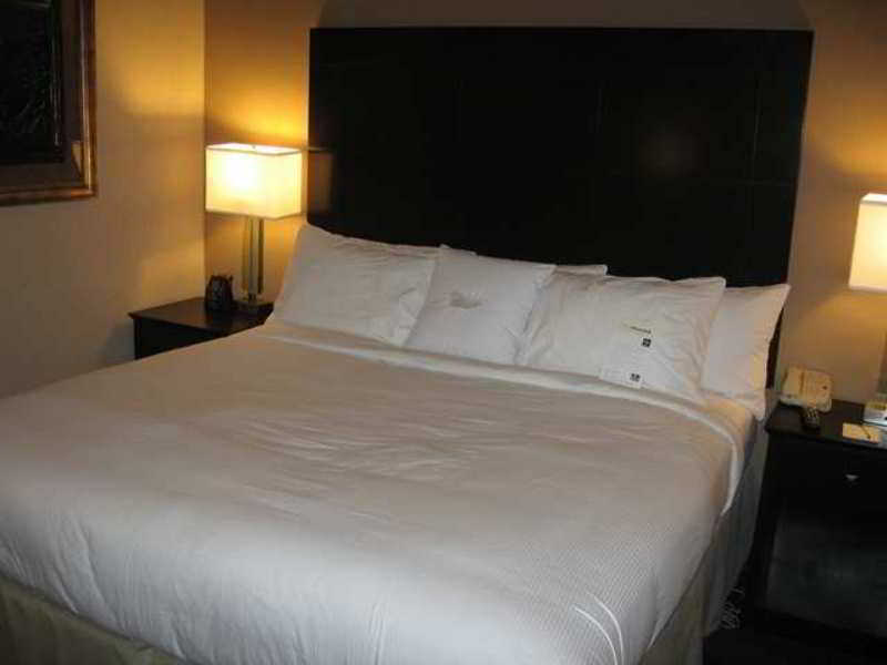 Homewood By Hilton Downtown