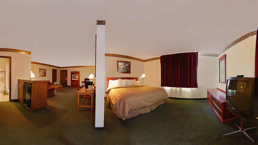 Travelodge By Wyndham Speedway