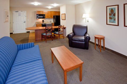Candlewood East By Ihg Indianapolis