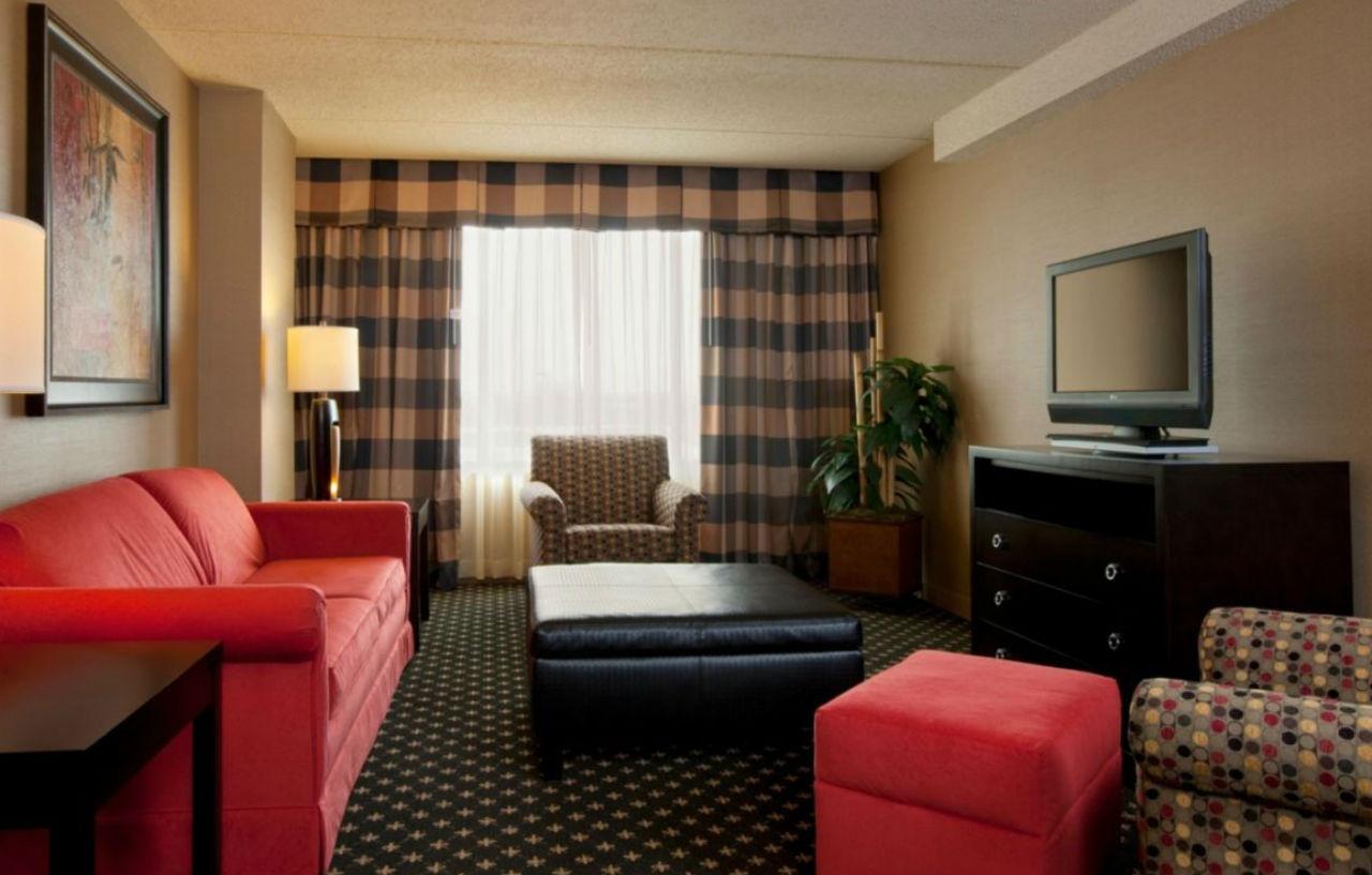Crowne Plaza Indianapolis-airport By Ihg Hotel