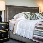 Hotel Broad Ripple