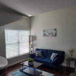 1 Bdr 5 Minutes To Downtown