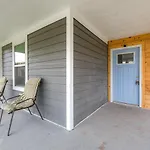 Cozy Stringtown Gem 1 Mile To Downtown!