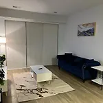 Private Bedroom Fountain Square - Shared