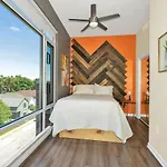 Cozy Top Fl Studio With View Gym Free Parking
