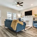 Indianapolis Vacation Rental About 4 Mi To Downtown!