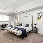 Modern Downtown Apartment 2Br 2Ba By Cozysuites