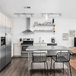 Cozysuites 1Br In Bottleworks Indy Unit #7
