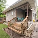 5 Min Fountain Square - Cozy Bates-Hendricks Home