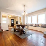 5 Min Fountain Square - Cozy Bates-Hendricks Home