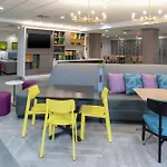 Home2 Suites By Hilton Indianapolis Airport
