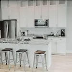 Stadium Lofts On Meridian