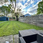 Modern Style Home Near Dt Indy & Major Attractions