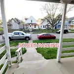 Zen Haven 3- Close To Downtown Indianapolis- Queen Bed