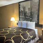 Super 8 By Wyndham Indianapolis/Ne/Castleton Area