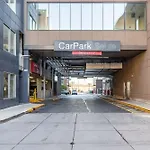 Vibrant 2Br Corner Suite And Free Parking At Cityway