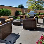 Courtyard By Marriott Indianapolis South