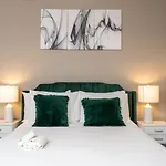 Heart Of Downtown Indy 2Br Gem