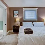Designer House 5Br! Steps To Downtown/Fountain Sq!