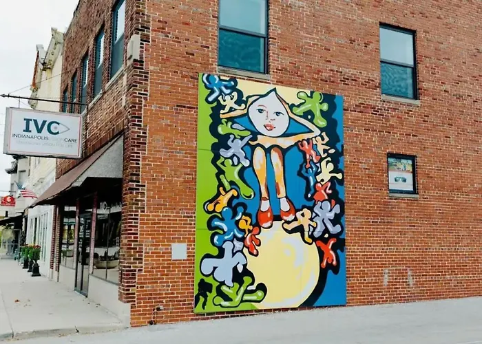 Stadium Lofts On Meridian
